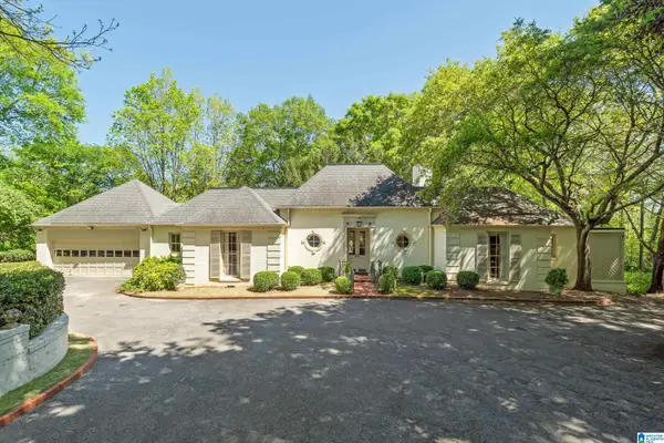 3238 COUNTRY CLUB ROAD, Mountain brook, AL 35213