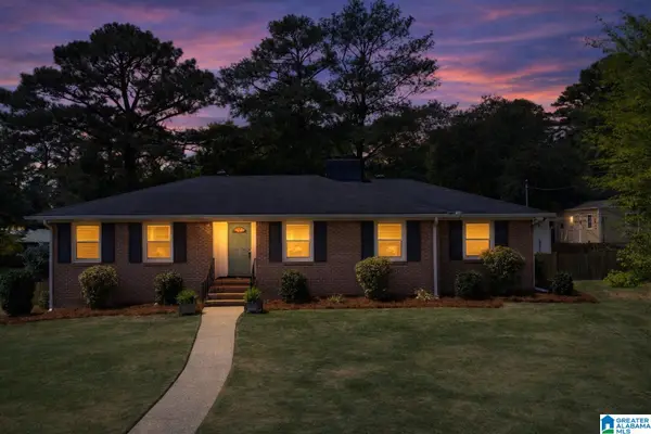 1108 DELWOOD PLACE, Hoover, AL 35226