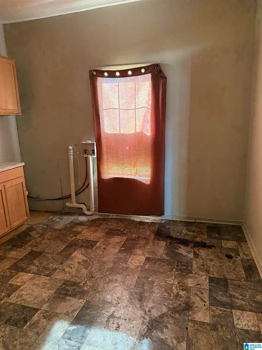 700 W 18TH STREET, Anniston, AL 36201 - #2