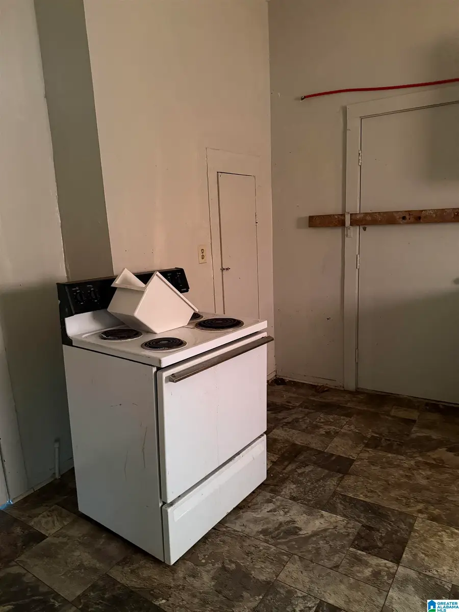 700 W 18TH STREET, Anniston, AL 36201 - #3