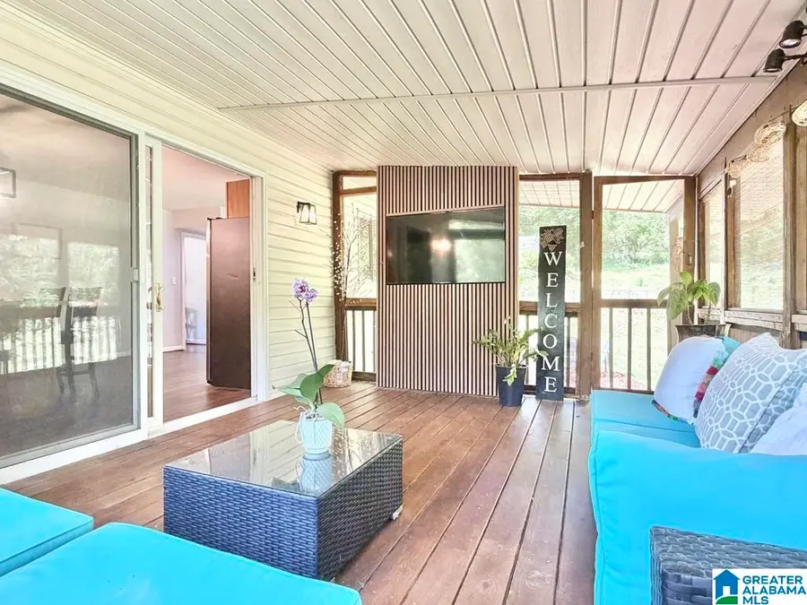 512 16TH TERRACE NW, Center Point, AL 35215 - #2