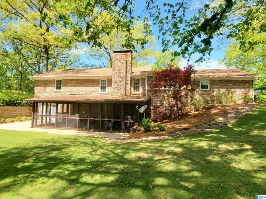 4886 WAR EAGLE DRIVE, Bessemer, AL 35022 - #2