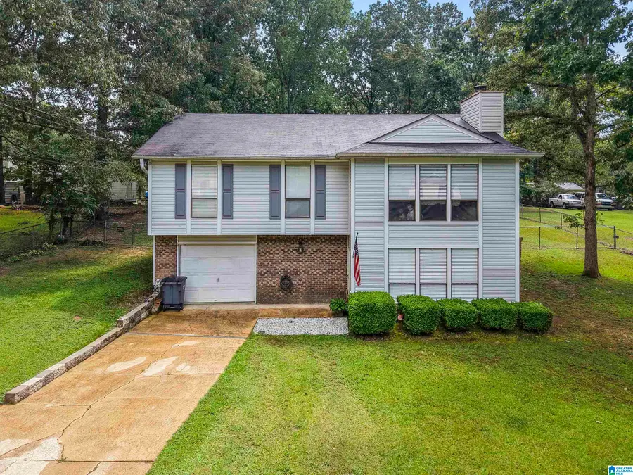 3229 EDENBURG DRIVE, Hueytown, AL 35023 - #2