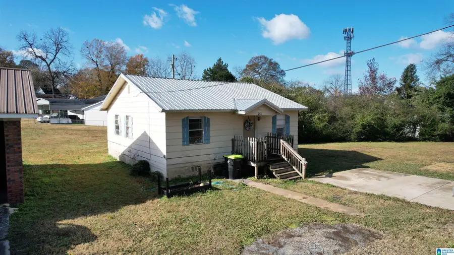 203 NOBLE ROAD, Sylacauga, AL 35150 - #2