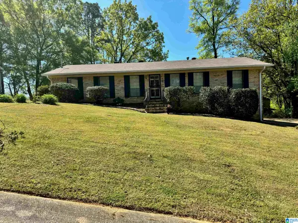 305 MELANIE DRIVE, Center point, AL 35215