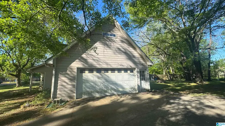 902 10TH STREET SW, Alabaster, AL 35007 - #3