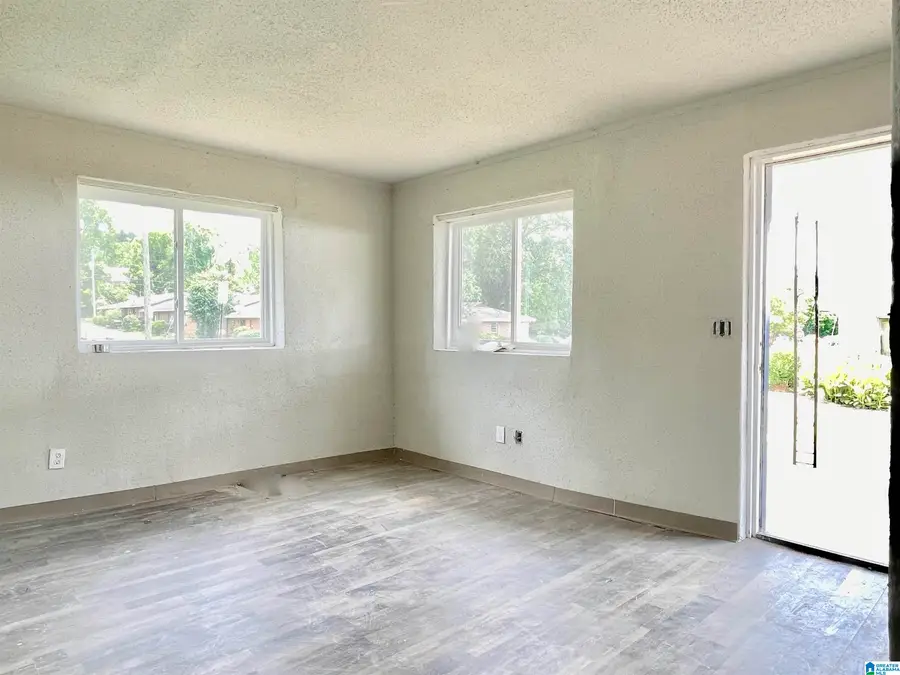 826 1ST STREET W, Birmingham, AL 35204 - #3