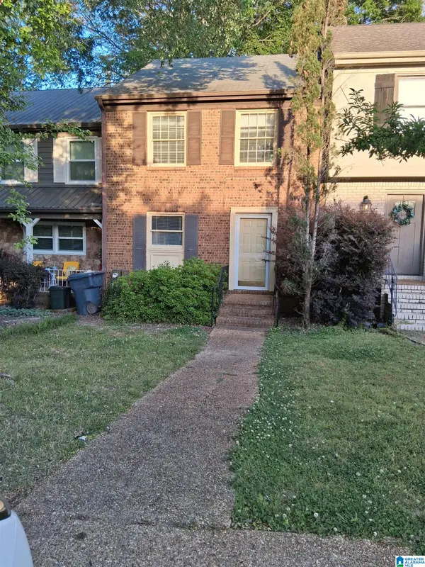3841 OVERTON MANOR LANE, Vestavia hills, AL 35243