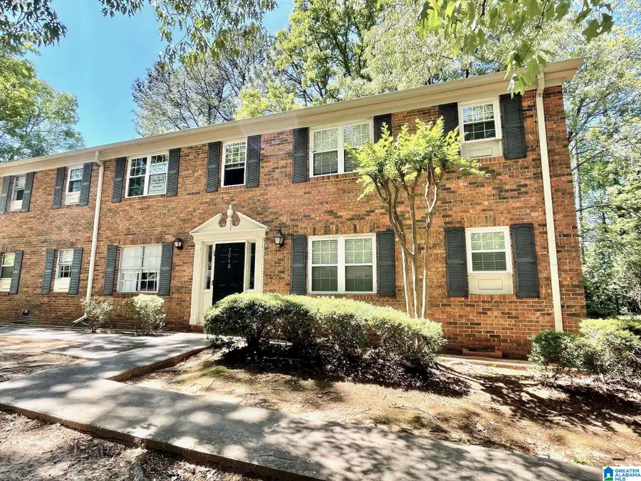 2048 MONTREAT CIRCLE, Vestavia Hills, AL 35216 - #2