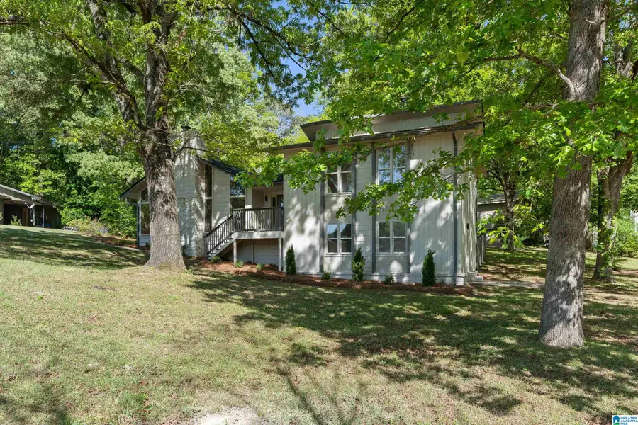 1433 QUEEN ANNE CIRCLE, Alabaster, AL 35007 - #3