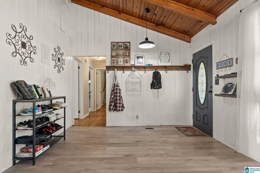 207 CRESCENT CIRCLE, Jasper, AL 35503 - #3