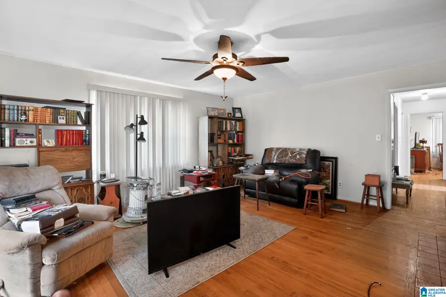 1600 ROBERTS DRIVE, Bessemer, AL 35023 - #3