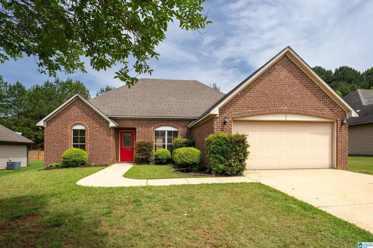 5212 MEADOW LAKE CIRCLE, Bessemer, AL 35020 - #1