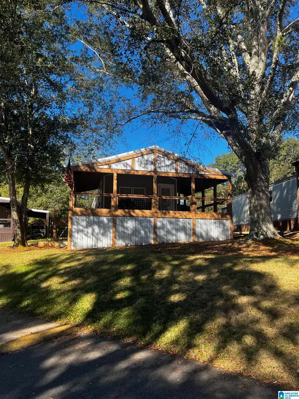 16 CARTER LANE, Cropwell, AL 35054