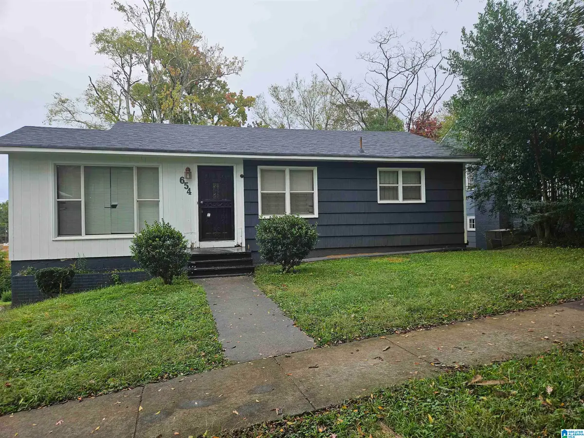 654 MAPLE STREET, Fairfield, AL 35064 - #1