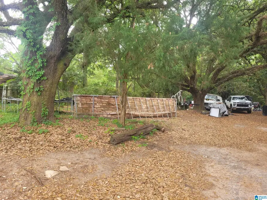 1482 S UNIVERSITY BOULEVARD, Mobile, AL 36609 - #2