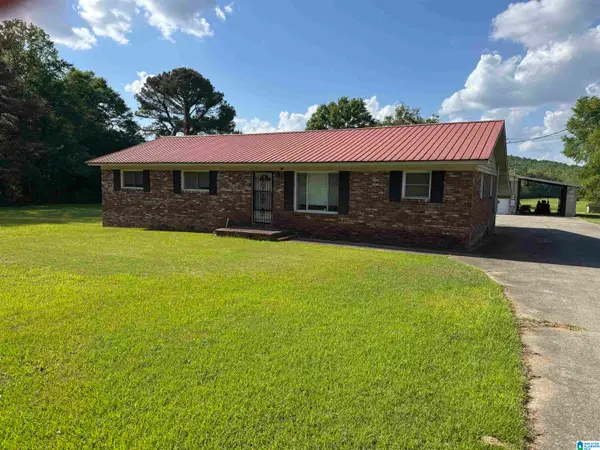1002 OAKDALE ROAD, Alpine, AL 35014