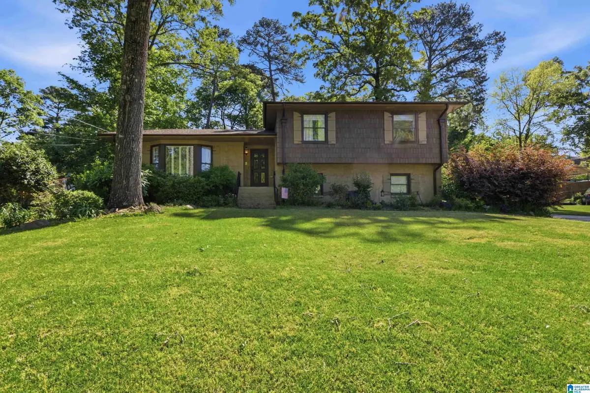 3223 CORNWALL DRIVE, Hoover, AL 35226 - #1