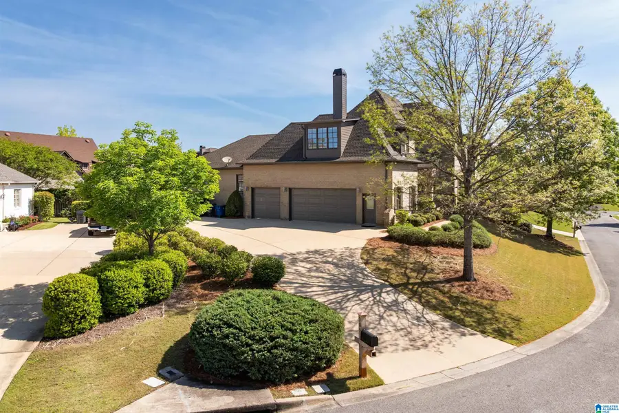709 BOULDER LAKE LANE, Vestavia Hills, AL 35242 - #2