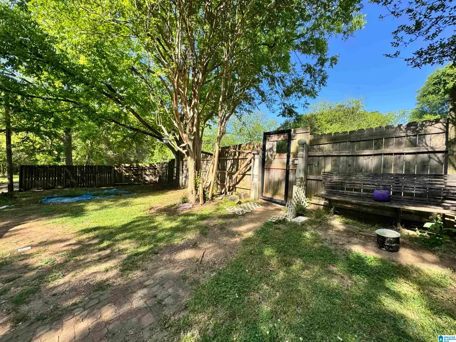 1131 13TH AVENUE N, Bessemer, AL 35020 - #2
