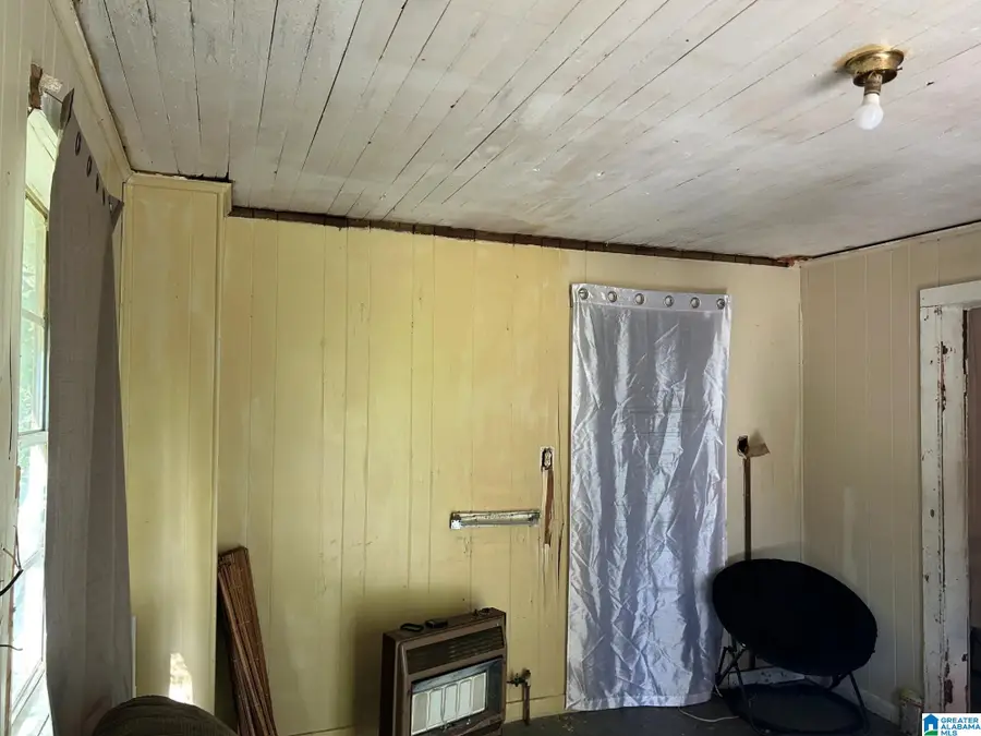 507 HUBBARD AVENUE, Sylacauga, AL 35150 - #3