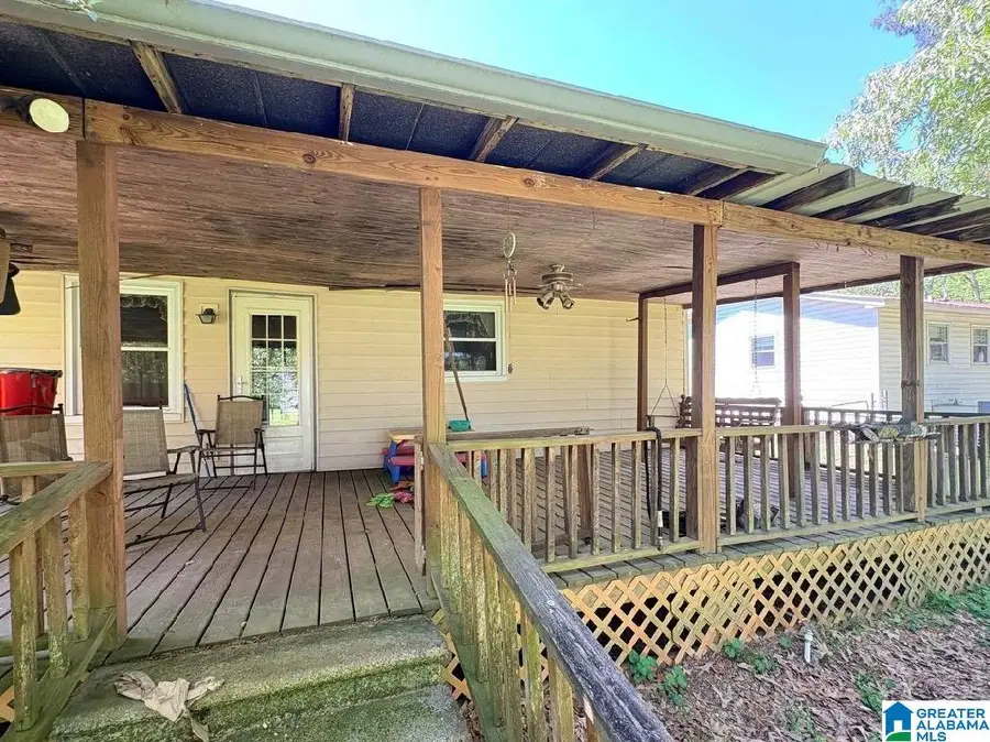 521 DEAN STREET, Scottsboro, AL 35768 - #2