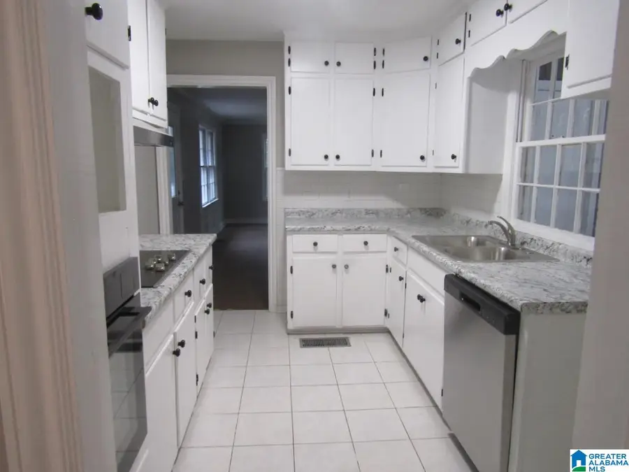 101 14TH AVENUE NW, Center Point, AL 35215 - #3