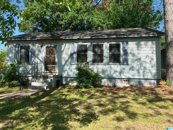 2006 27TH AVENUE, Hueytown, AL 35023