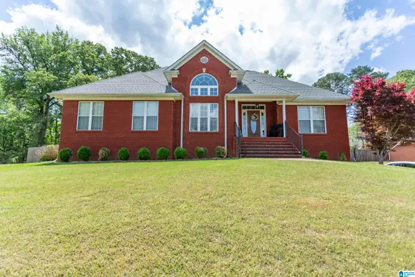 7504 CHASE WAY, Bessemer, AL 35023