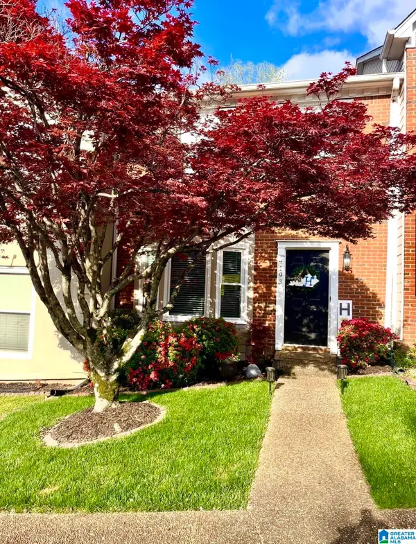 4193 RIVER OAKS DRIVE, Birmingham, AL 35216