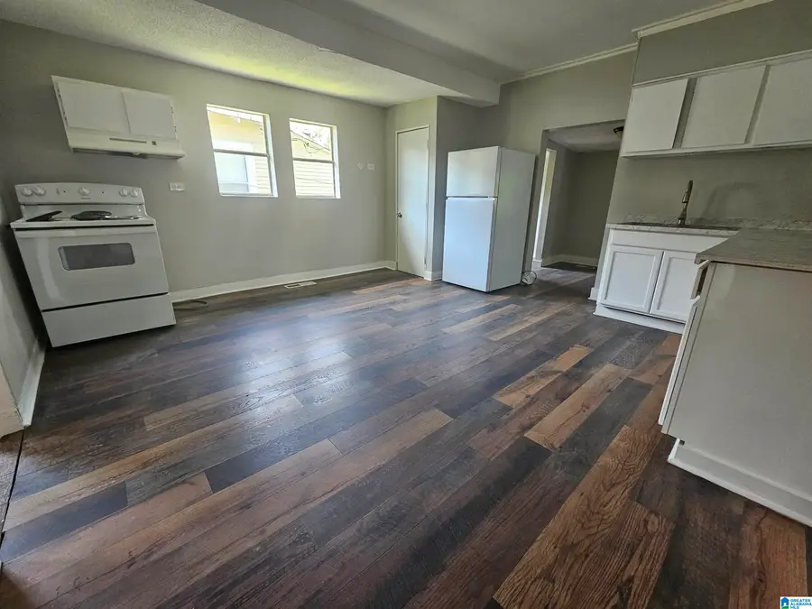 1304 AVENUE G, Birmingham, AL 35218 - #2
