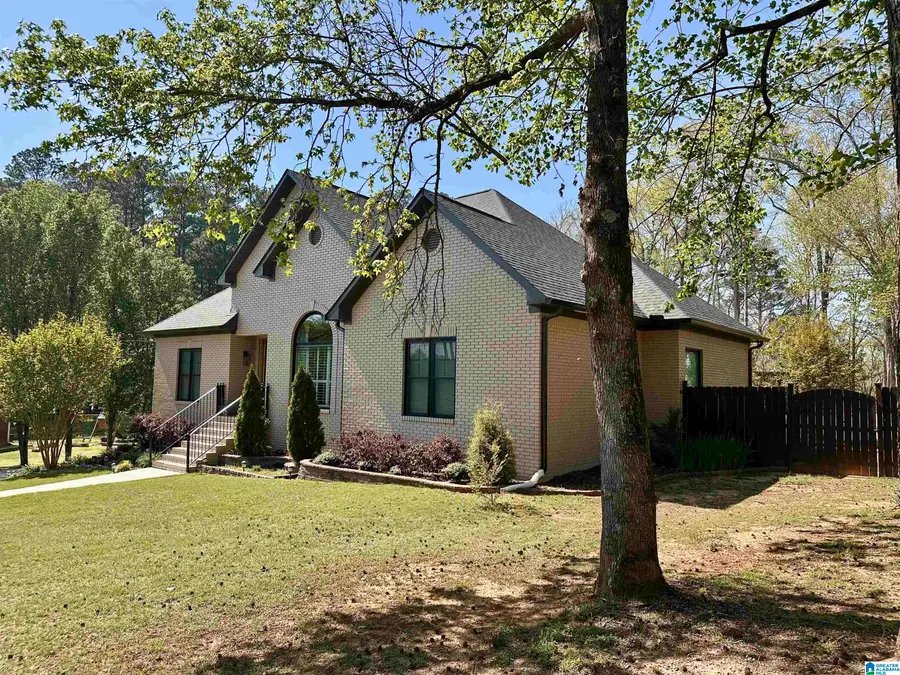 323 PANORAMIC CIRCLE, Warrior, AL 35180 - #3