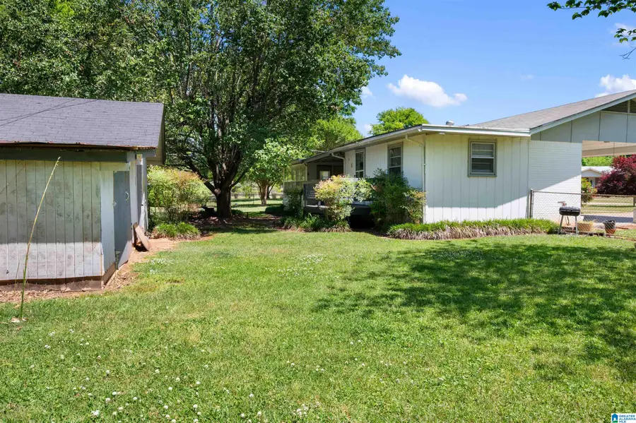 923 HERITAGE DRIVE, Sylacauga, AL 35150 - #2