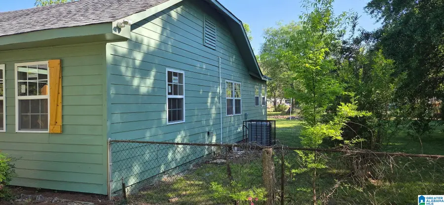 3233 CEDAR AVENUE SW, Birmingham, AL 35221 - #2