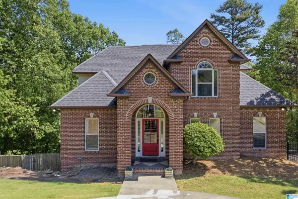 30 CRESTVIEW WAY, Trussville, AL 35173