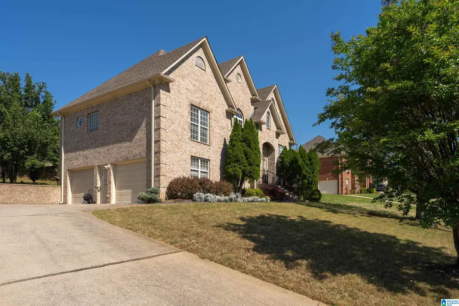 8600 HIGHLANDS TRACE, Trussville, AL 35173 - #3