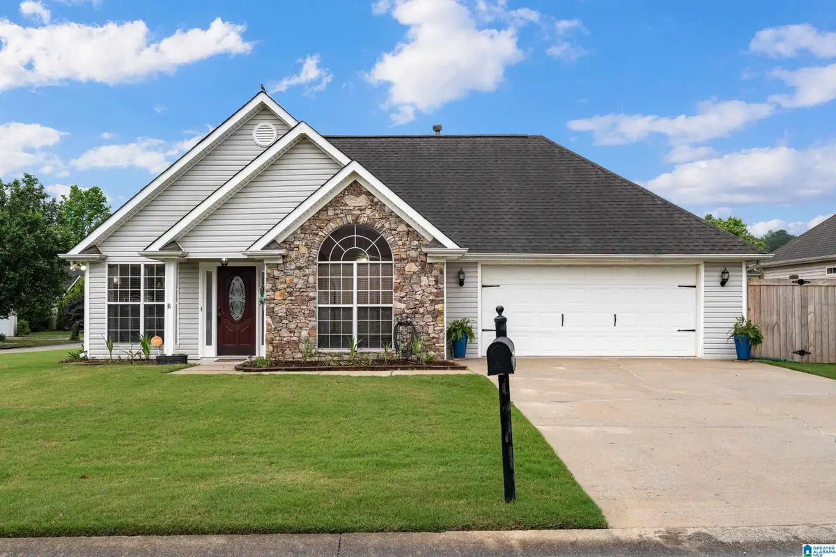 169 CAMDEN COVE PARKWAY, Calera, AL 35040 - #1