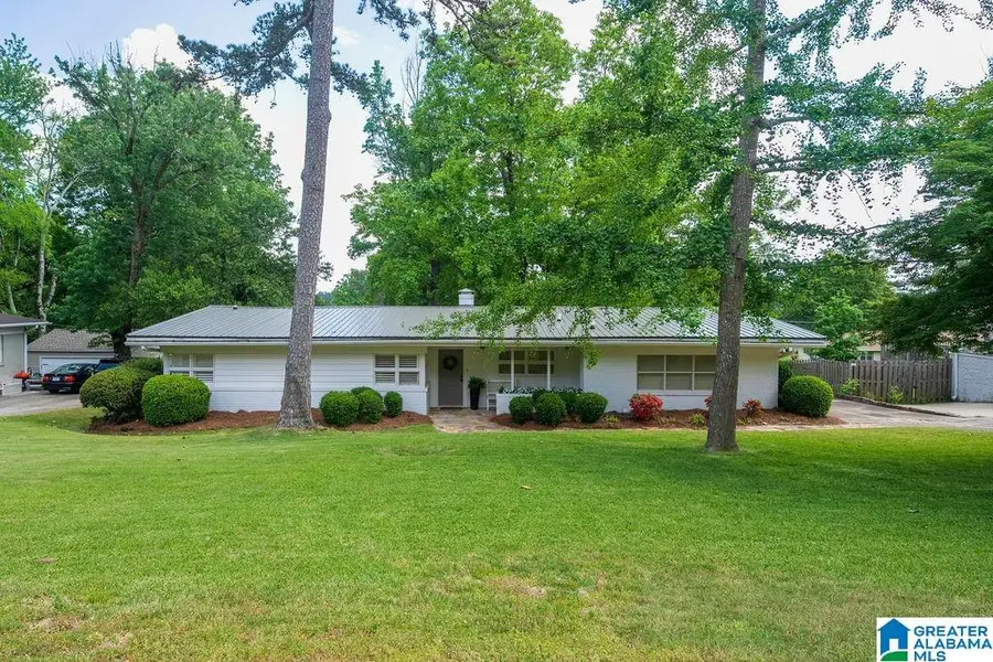 1841 SOUTHWOOD ROAD, Vestavia Hills, AL 35216 - #2