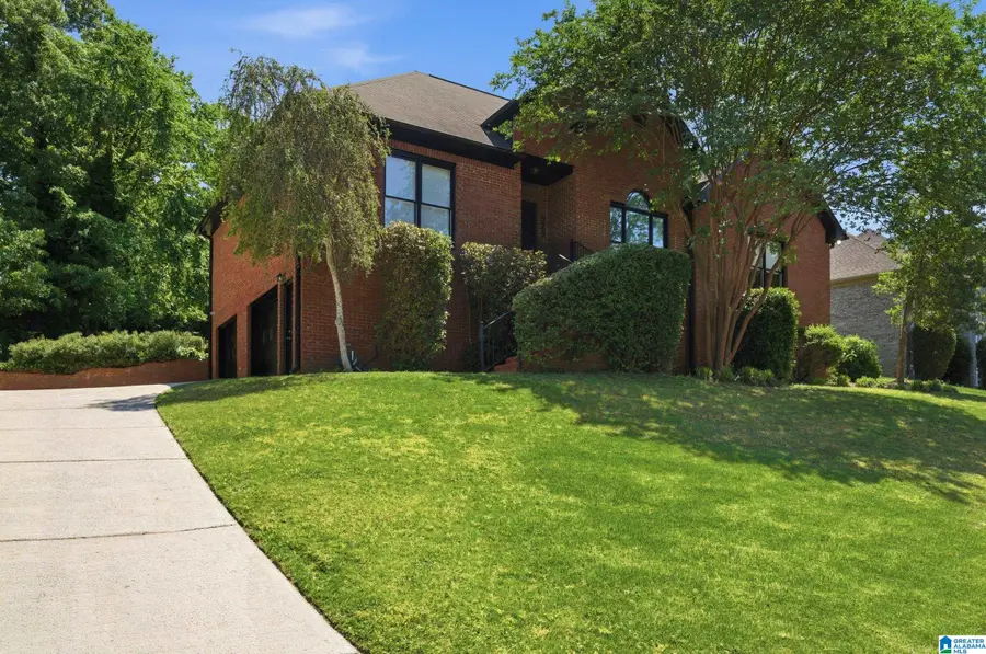 529 WILLOW LANE, Trussville, AL 35173 - #2