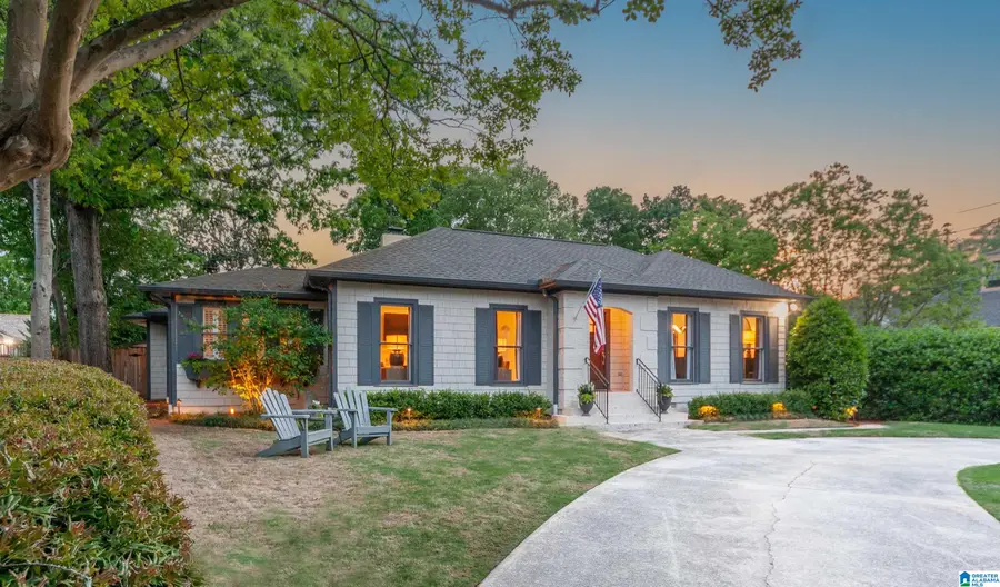 26 PEACHTREE STREET, Mountain Brook, AL 35213 - #2