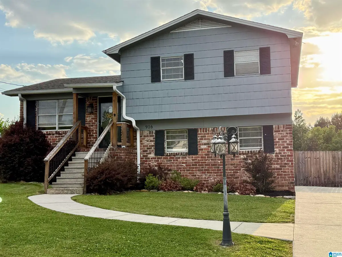 916 W PARK LANE, Fultondale, AL 35068 - #1