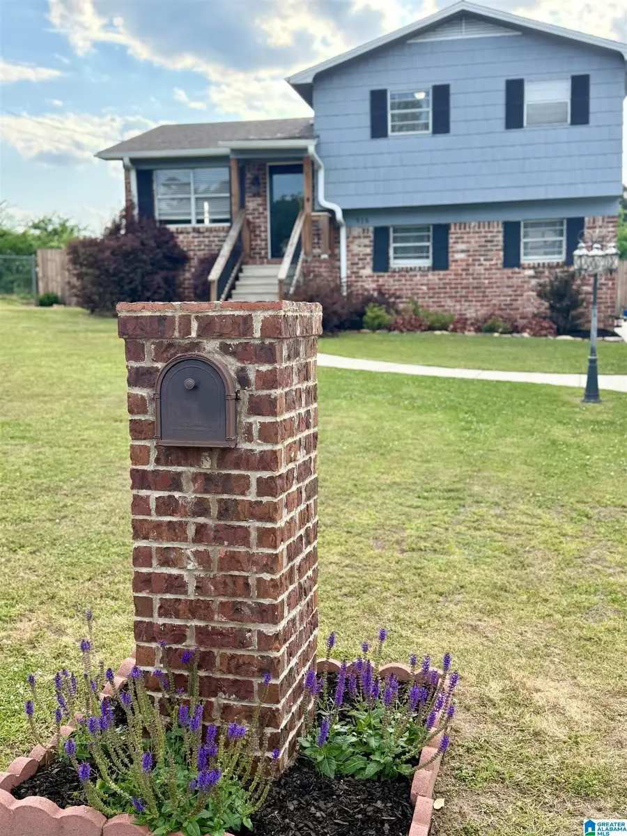 916 W PARK LANE, Fultondale, AL 35068 - #3