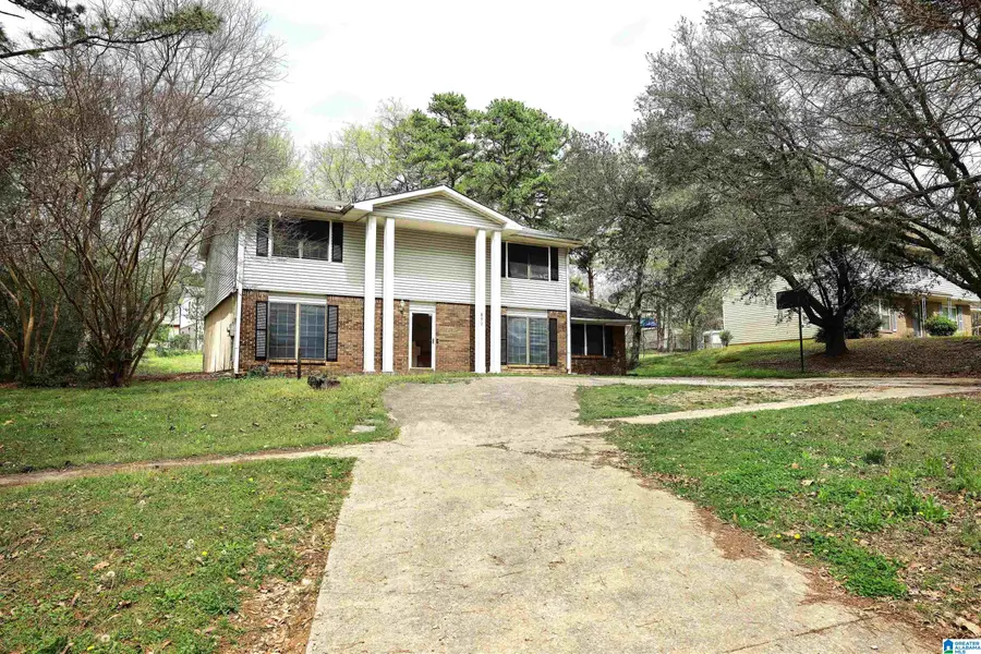 852 SUN VALLEY ROAD, Center Point, AL 35215 - #2