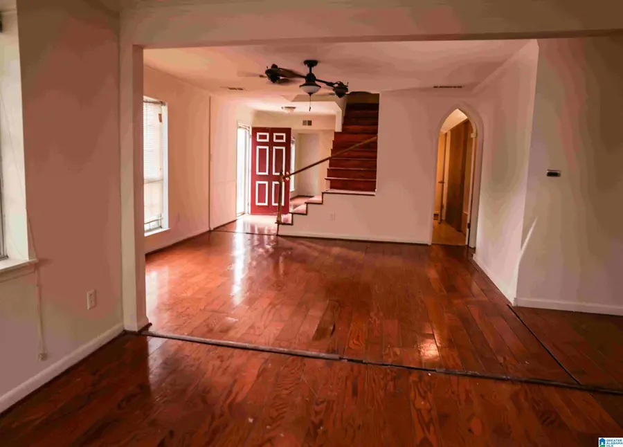 852 SUN VALLEY ROAD, Center Point, AL 35215 - #3