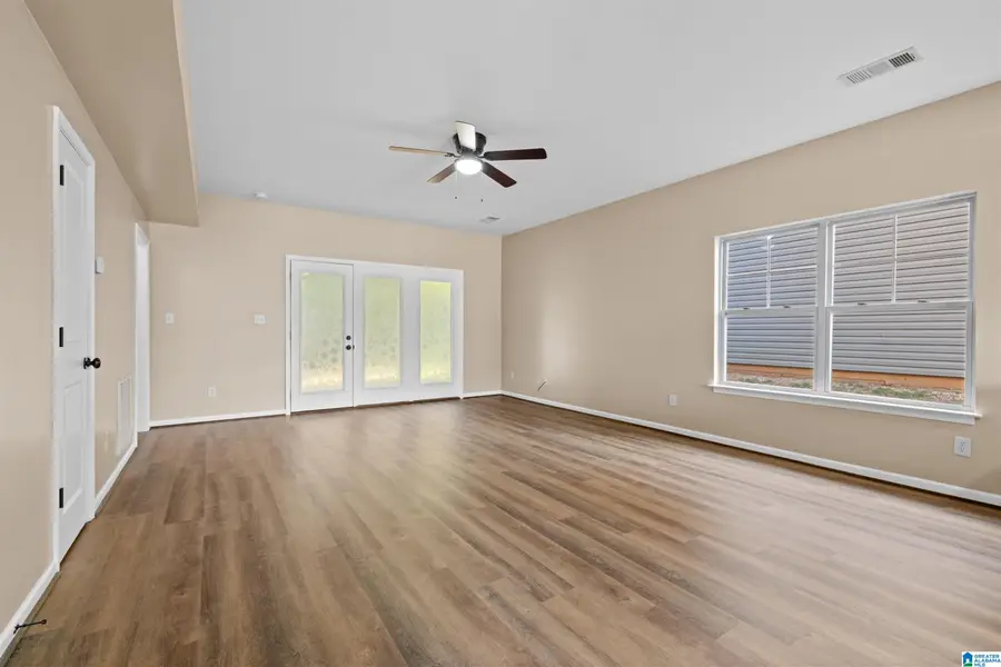 520 THE HEIGHTS LANE, Calera, AL 35040 - #2