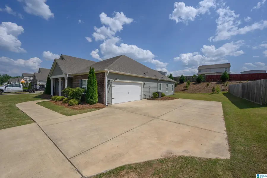1050 MOUNTAIN LAUREL CIRCLE, Moody, AL 35004 - #3