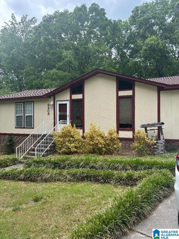 5208 AMBERWOOD CIRCLE, Pinson, AL 35126