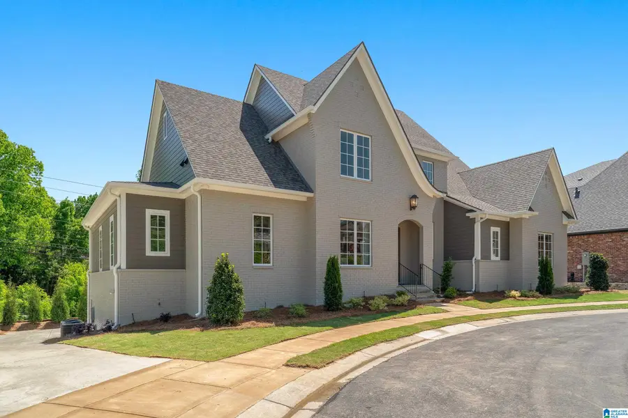 3304 SOUTHBEND CIRCLE, Vestavia Hills, AL 35216 - #2