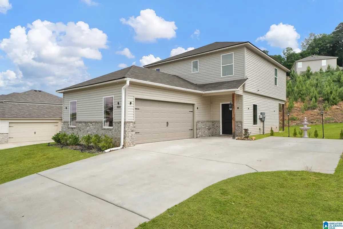 8808 ROCKHAMPTON DRIVE, Leeds, AL 35094 - #1