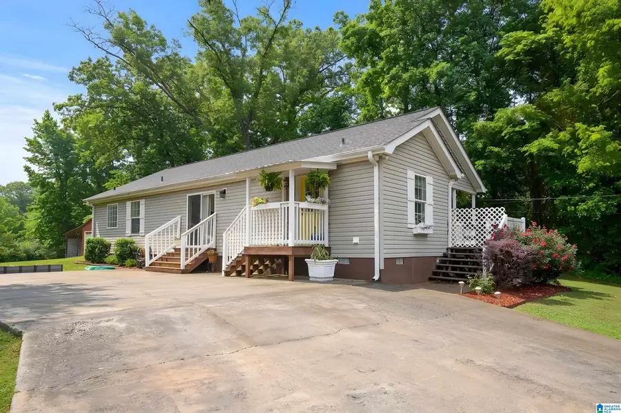 4331 CANOLES DRIVE, Bessemer, AL 35022 - #2